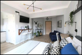 Shiny and elegant apartment, Athen